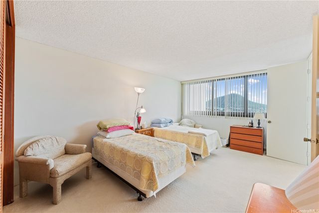 250 Kawaihae Street 10A, Honolulu, HI 96825