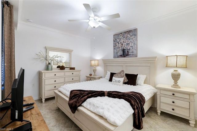 9590 Trevi CT 5313, Naples, FL 34113