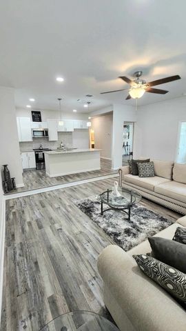 2000 May Street, Fort Worth, TX 76110