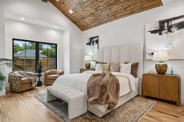 6915 Middle Cove Drive, Dallas, TX 75248