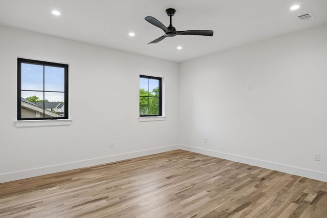 6915 Middle Cove Drive, Dallas, TX 75248