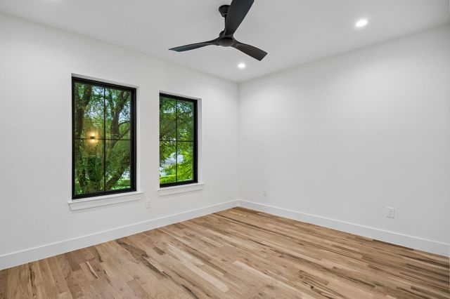 6915 Middle Cove Drive, Dallas, TX 75248