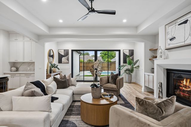 6915 Middle Cove Drive, Dallas, TX 75248