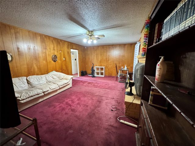 4115 Shoreline Drive, Dallas, TX 75233