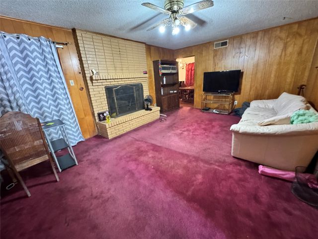 4115 Shoreline Drive, Dallas, TX 75233