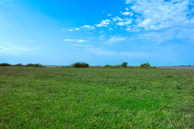 3529 Kiawah Circle, Palacios, TX 77465