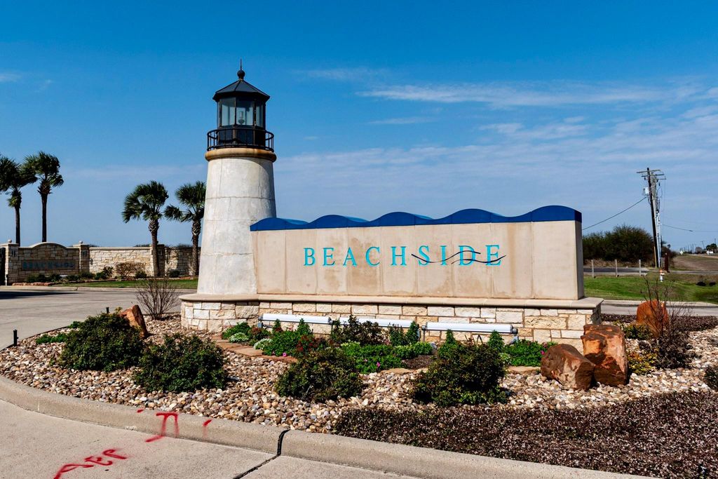 3529 Kiawah Circle, Palacios, TX 77465