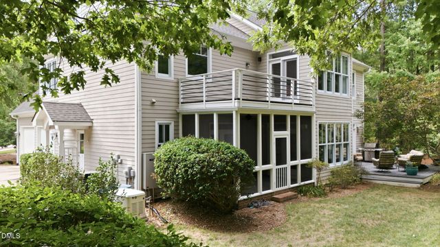 1031 Pinehurst Drive, Chapel Hill, NC 27517