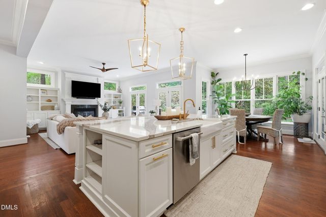 1031 Pinehurst Drive, Chapel Hill, NC 27517