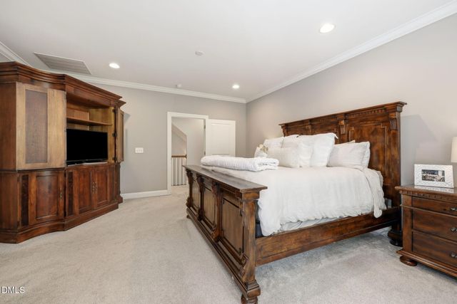 1031 Pinehurst Drive, Chapel Hill, NC 27517