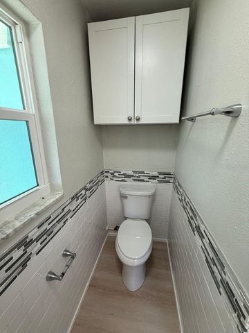 185 175TH TERRACE DRIVE E, Redington Shores, FL 33708