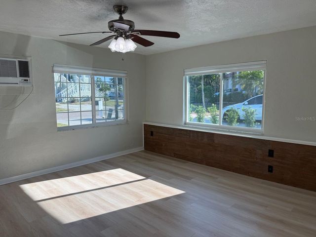 185 175TH TERRACE DRIVE E, Redington Shores, FL 33708