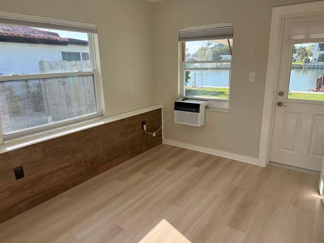 185 175TH TERRACE DRIVE E, Redington Shores, FL 33708