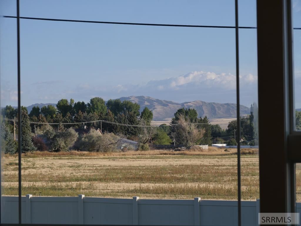 Image 11 of property listing at 5485 Pahala Drive, Idaho Falls, ID 83404