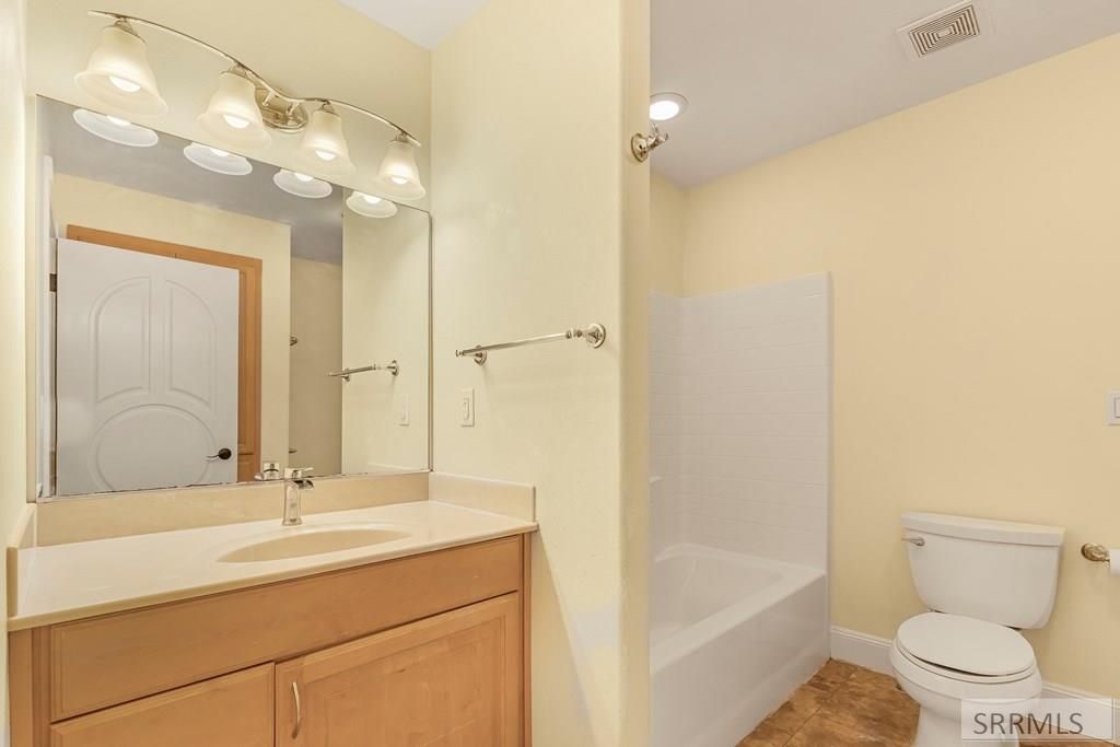 Image 22 of property listing at 5485 Pahala Drive, Idaho Falls, ID 83404