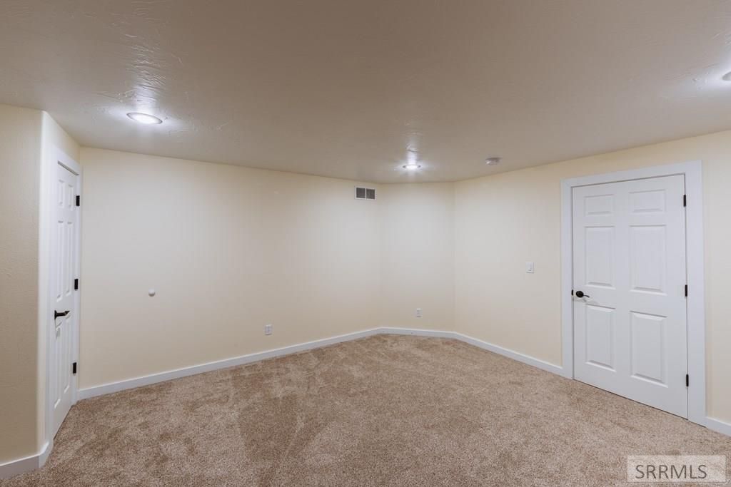 Image 33 of property listing at 5485 Pahala Drive, Idaho Falls, ID 83404