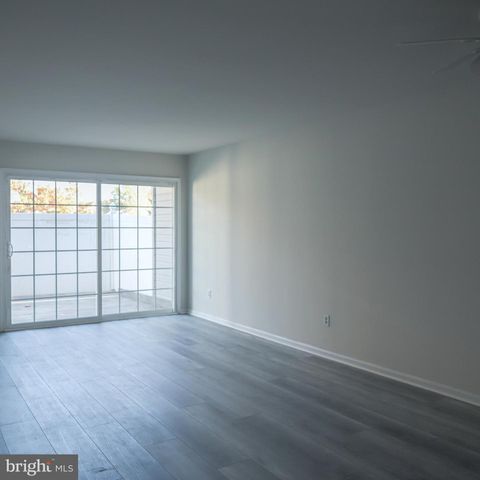 20012 BEACON HILL DR, Southampton, PA 18966