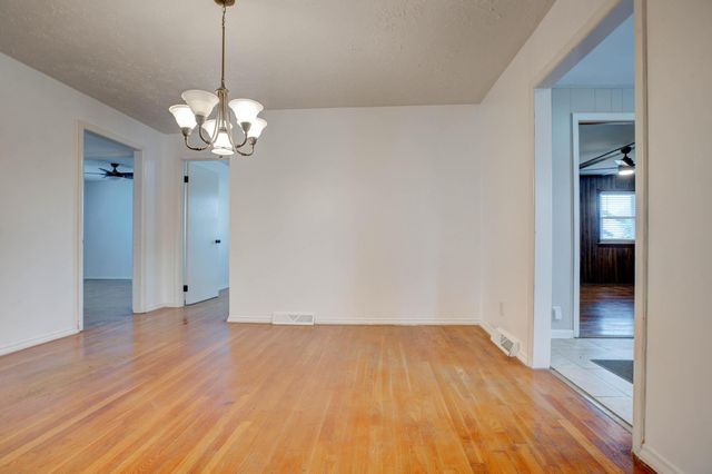 7558 W Tunnel Hill Road, Sharpsburg, KY 40374