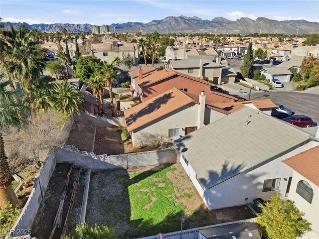 8149 West Cactus Flower Court, Las Vegas, NV 89145