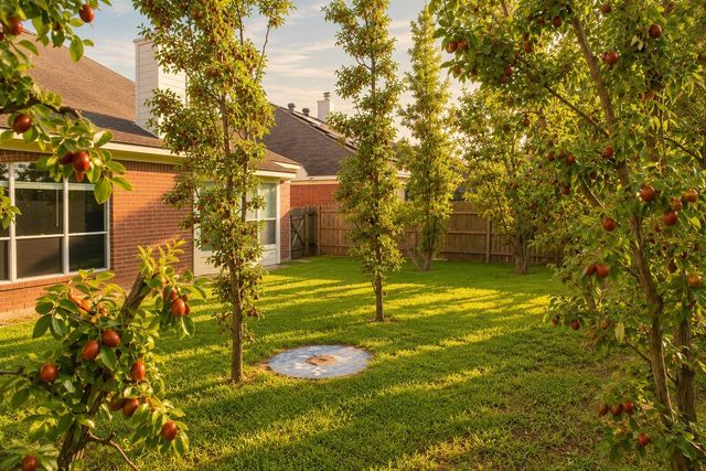 9522 Hanging Moss Trail, Houston, TX 77064
