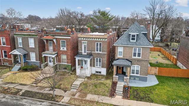 4744 Louisiana Avenue, St Louis, MO 63111