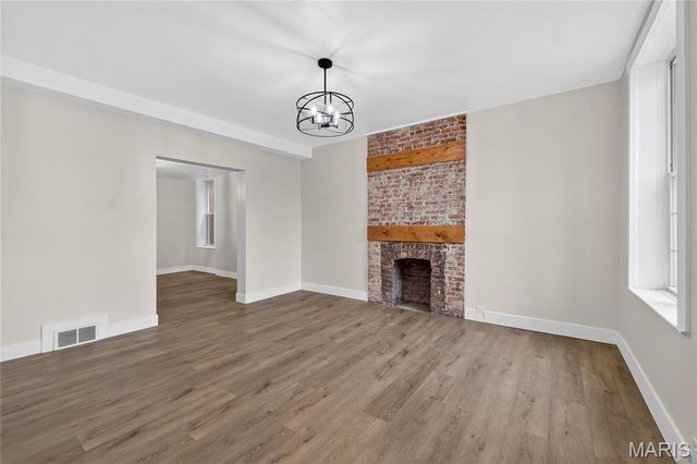 4744 Louisiana Avenue, St Louis, MO 63111