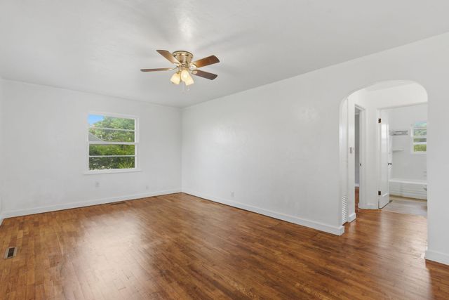 341 Shadowrock Drive, Forsyth, MO 65653
