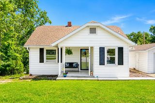 341 Shadowrock Drive, Forsyth, MO 65653