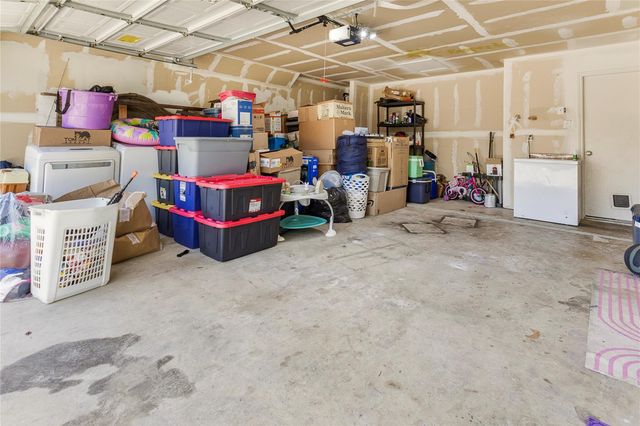 925 Brooks Drive, Cedar Hill, TX 75104