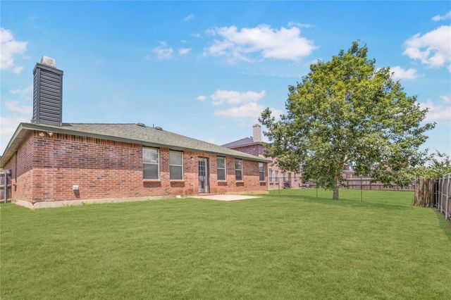 925 Brooks Drive, Cedar Hill, TX 75104