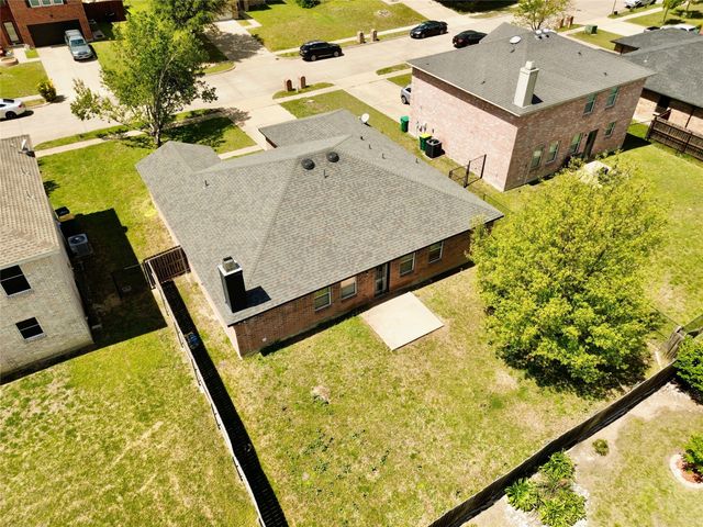 925 Brooks Drive, Cedar Hill, TX 75104