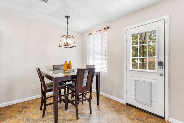 925 Brooks Drive, Cedar Hill, TX 75104