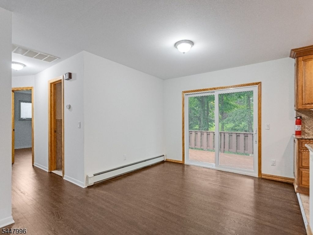 1 Oklahoma Trl, Hopatcong Boro, NJ 07843 — photo 3