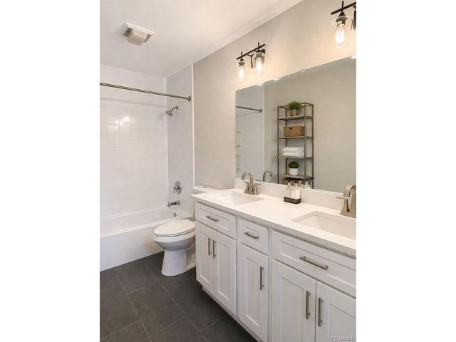 3320 S Pennsylvania St, Englewood, CO 80113