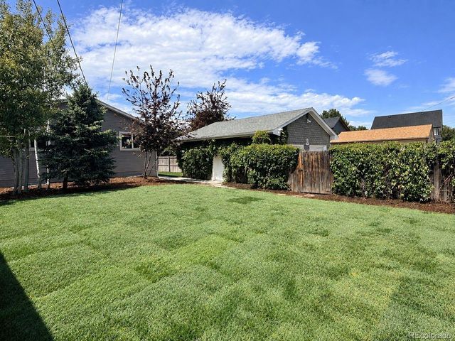 3320 S Pennsylvania St, Englewood, CO 80113