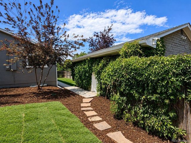 3320 S Pennsylvania St, Englewood, CO 80113