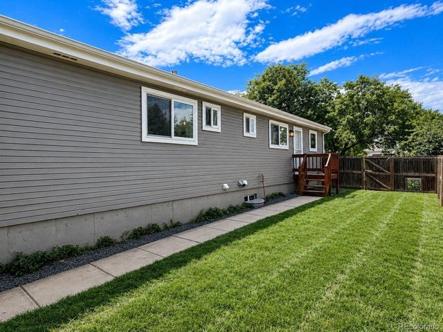 3320 S Pennsylvania St, Englewood, CO 80113