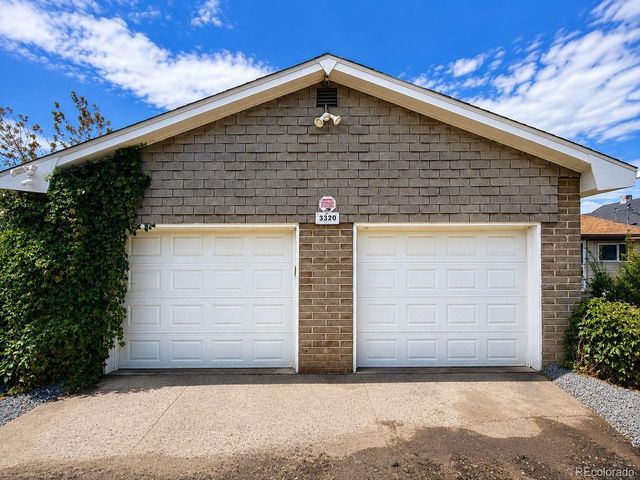 3320 S Pennsylvania St, Englewood, CO 80113