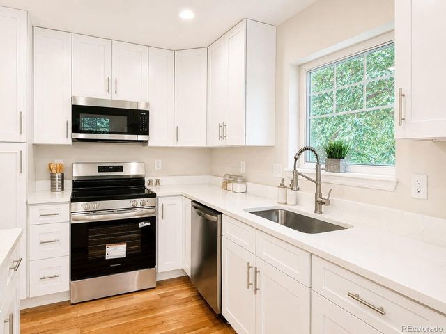 3320 S Pennsylvania St, Englewood, CO 80113
