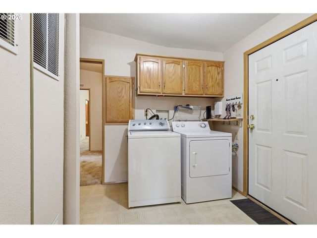 3777 ADDY St 2, Washougal, WA 98671