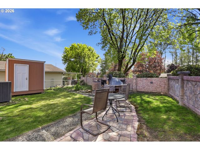 3777 ADDY St 2, Washougal, WA 98671