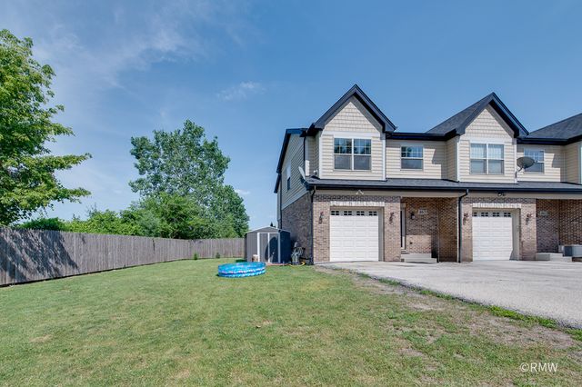 463 E Potter Street, Wood Dale, IL 60191