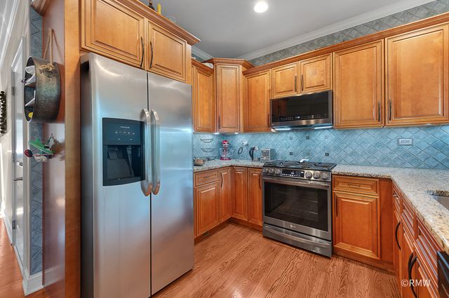 463 E Potter Street, Wood Dale, IL 60191