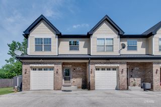 463 E Potter Street, Wood Dale, IL 60191