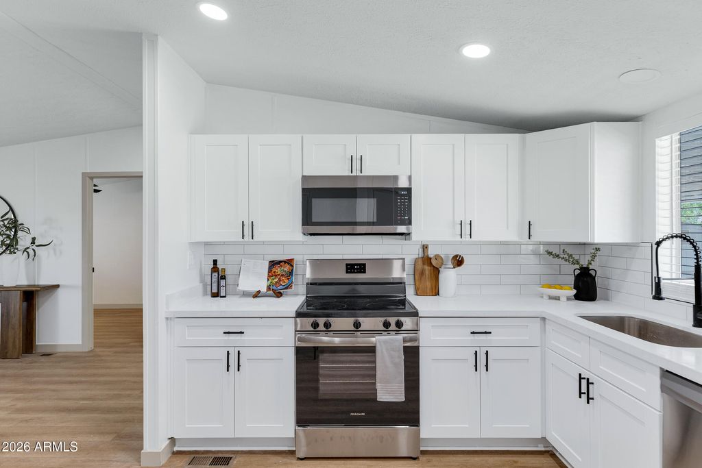 646 S 98TH Street, Mesa, AZ 85208 — photo 2