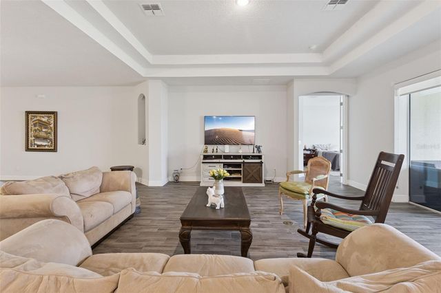 523 BELLISSIMO PLACE, Howey In The Hills, FL 34737