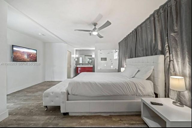 909 N 13th Ct, Hollywood, FL 33019