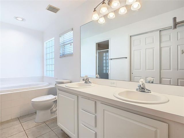 665 LAKE CLARK PLACE, Lakeland, FL 33813