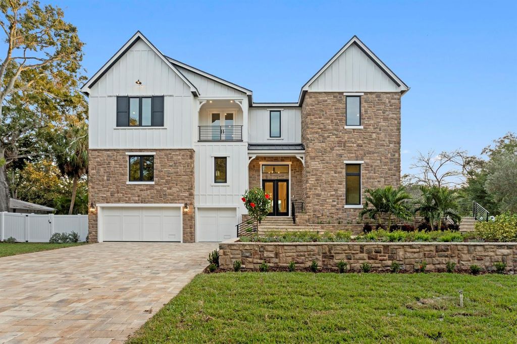 4624 W SAN JOSE STREET, Tampa, FL 33629