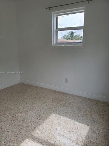 1170 NE 111th St 1170, Miami, FL 33161